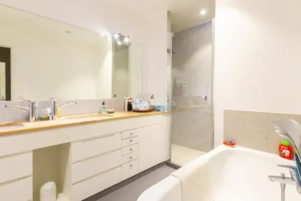 La Halte Familiale Duplex Proche Tour Eiffel Apartment Paris